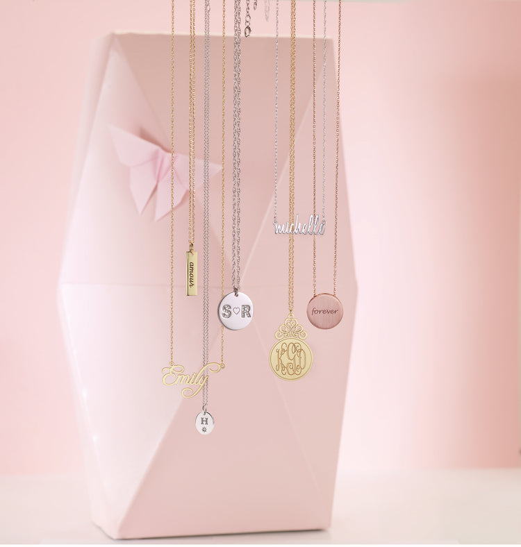 Necklaces & Pendants