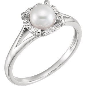 Pearl and Diamond Ring