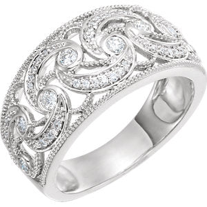 Iris Diamond Filigree Ring