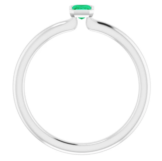 Zinnia Emerald Stackable Ring